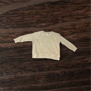 Little Texan Design
NWT 
Size 6 
Long Sleeve Sweatshirt